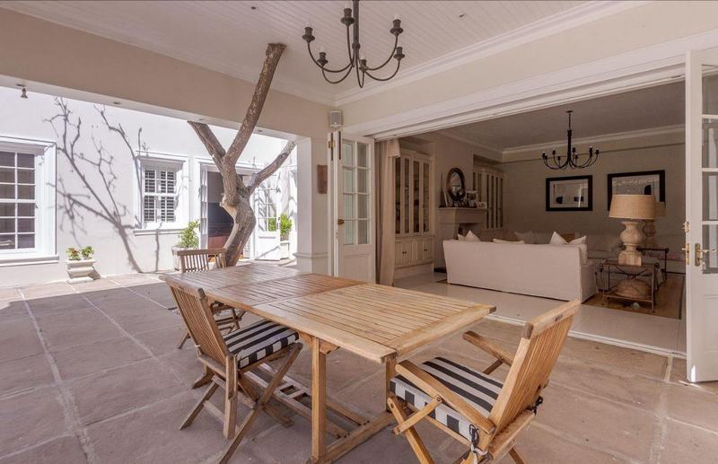 5 Bedroom Property for Sale in Constantia Upper Western Cape